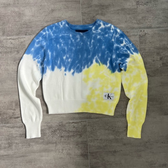 Calvin Klein tie dyed light weight sweater. Size S - Picture 2 of 7